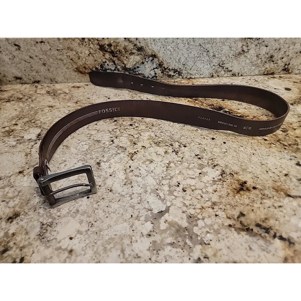Fossil Genuine Leather Men's Belt Size 38 Dark Brown 1.5